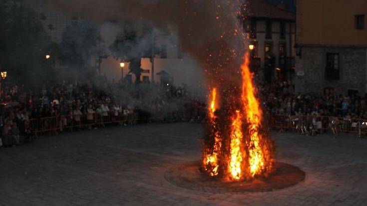 Marea Urdinak piztuko du San Juan bezperako sua, Azkoitiko Udalaren ekitaldian