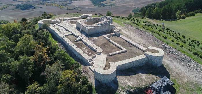 Igandean Aranguren bailarara irteera egingo dute Pagoetakoek