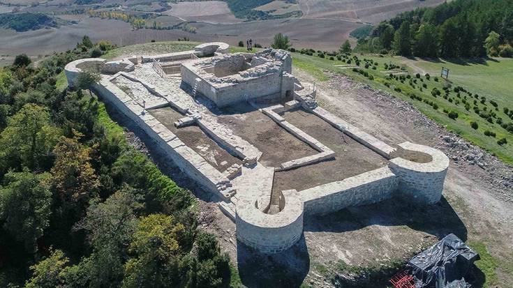 Igandean Aranguren bailarara irteera egingo dute Pagoetakoek