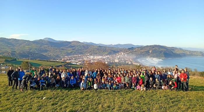 Arrakastatsua Gurutxurturen txistorrada Mollarrin