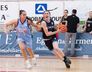 Etxean galdu eta kanpoan irabazi