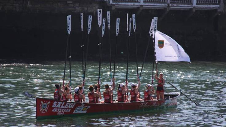 Zumaia Salegi Jatetxeak dotore ekin dio Gipuzkoako ligari