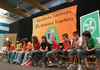 Gipuzkoako Eskolarteko Bertsolari Txapelketa egingo dute ostiralean Zarautzen