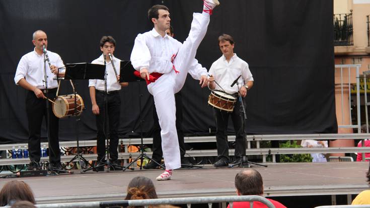 XXXIV. Aurresku Txapelketa