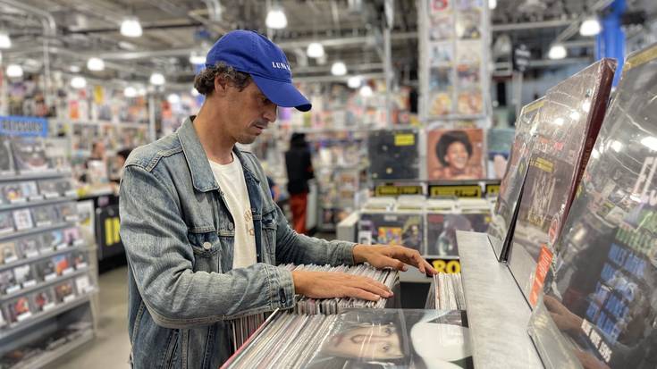 Elea Boak bakarkako lehen diskoa kaleratu du