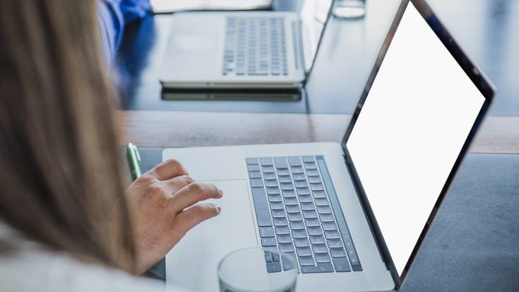 Nortasun digitalaren arrastoak ezagutzeko ikastaroa antolatu du KZguneak