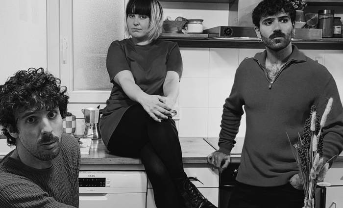 Zarautz Gukak 'Igogailu batean amaitu zen mundua' antzezlanerako sarrerak zozkatuko ditu