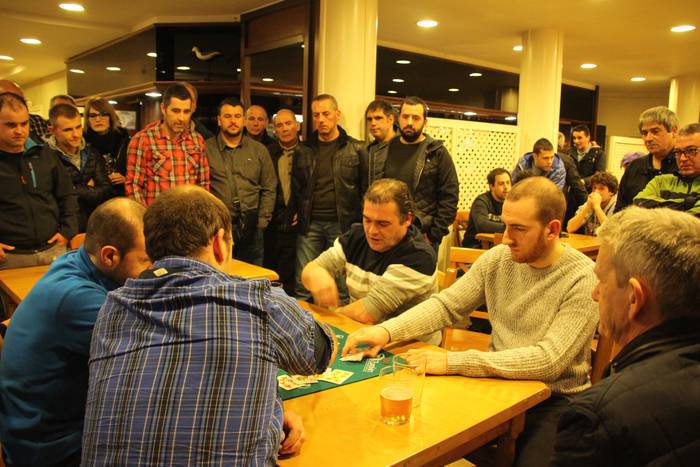 Zarauzko Ikurriña mus txapelketako finala jokatuko dute ostiralean