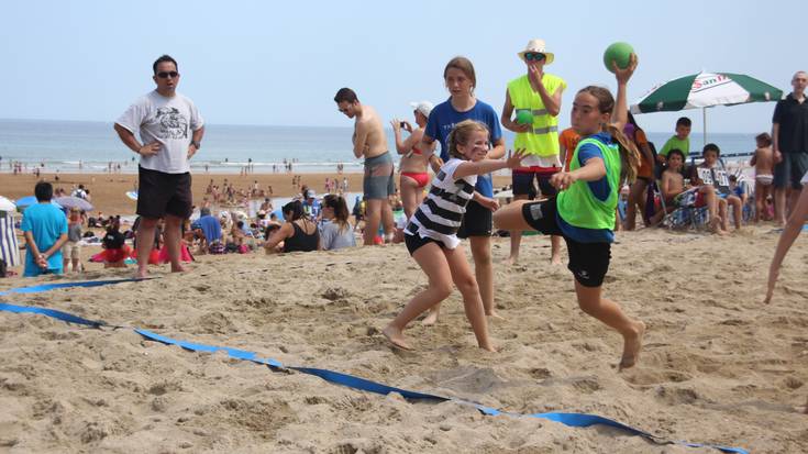18:00etan hasiko dira Txaparrotan eskubaloi lehiako finalak