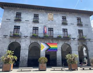 LGTBIQ+ Harrotasunaren Nazioarteko Egunaren harira, mozioa onartu du Azkoitiko Udalak