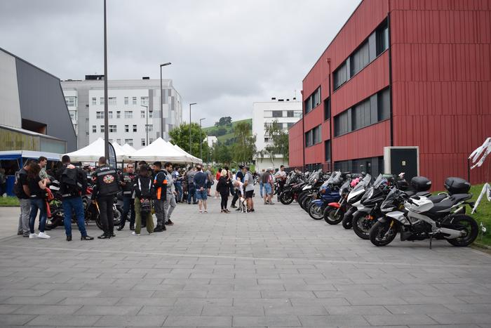 Eskualdeko motorzaleek topaketa egingo dute bihar Alaien