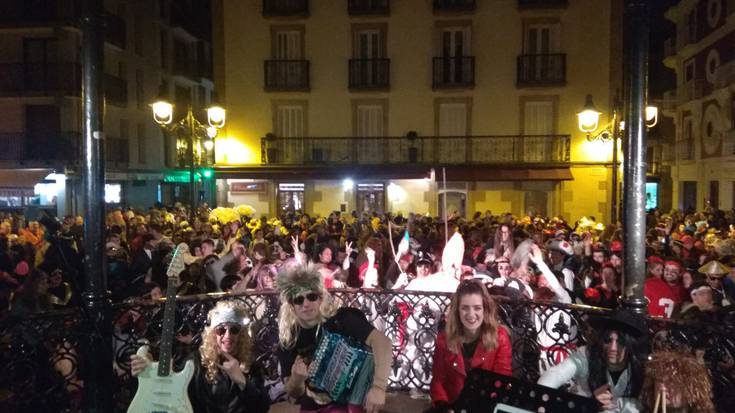 Fan&Go igoko da oholtzara arratsaldeko erromerian