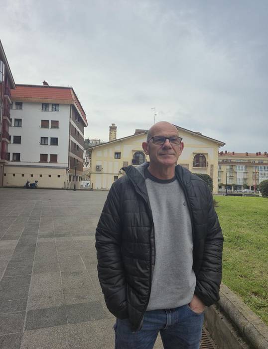 Joxean Urresti: "Ohore handia da niretzat bandera igotzea"