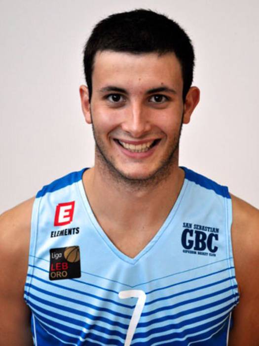 Xabi Orozek ACB ligan jokatuko du, Gipuzkoa Basketekin