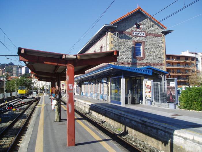 Zarautz eta Zumaia artean etenda dago tren zerbitzua