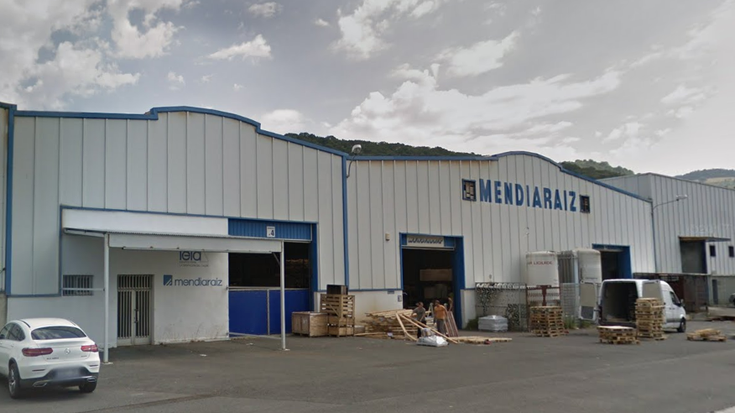 41 urteko langile bat hil da Mendiaraiz enpresan
