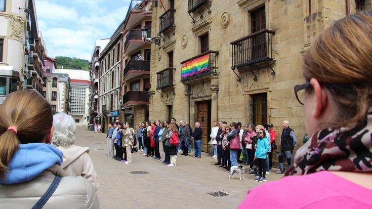 Zarauzko Udalak "gaitzespenik gogorrena" agertu du herrian izandako sexu erasoaren aurrean