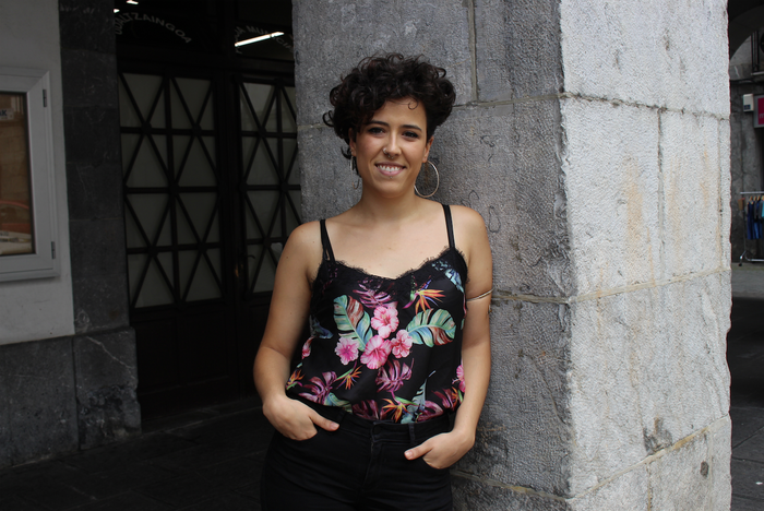 Ione de la Cruz: "Mutil gazteak eta gizonak ere gerturatzera gonbidatuko nituzke"