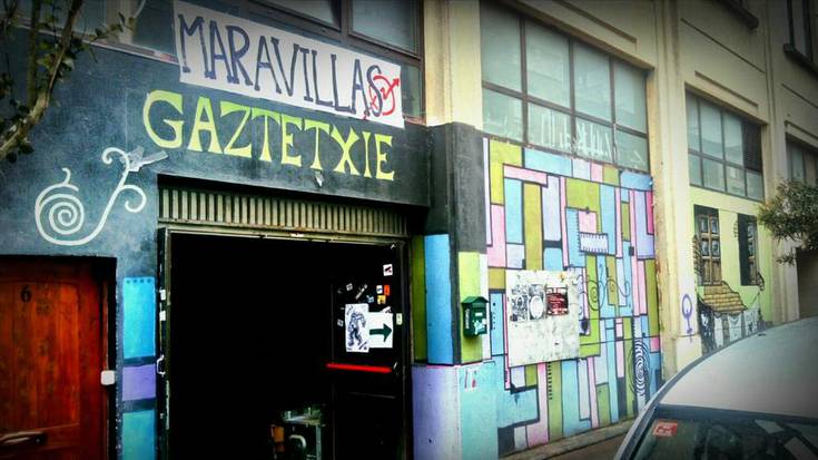 Keinu bat, Azpeititik Iruñeko Maravillas gaztetxera