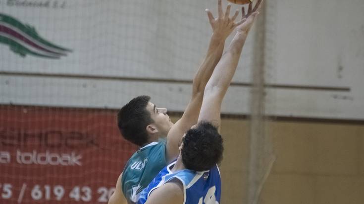 Kanpoan galdu ostean, etxean sendo jarraitu nahi du Ulaciak