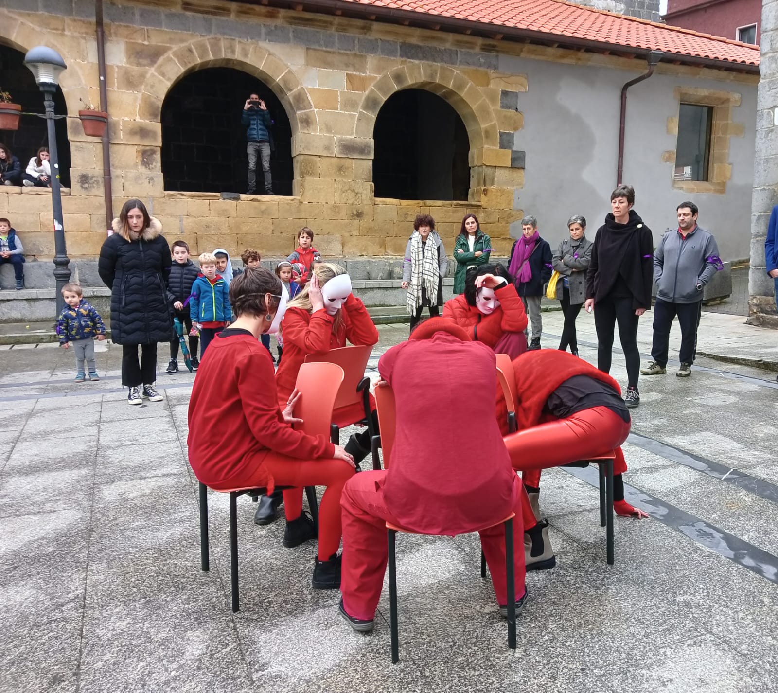 Emakumeen Nazioarteko Egunaren bueltan egitaraua prestatu dute Aian