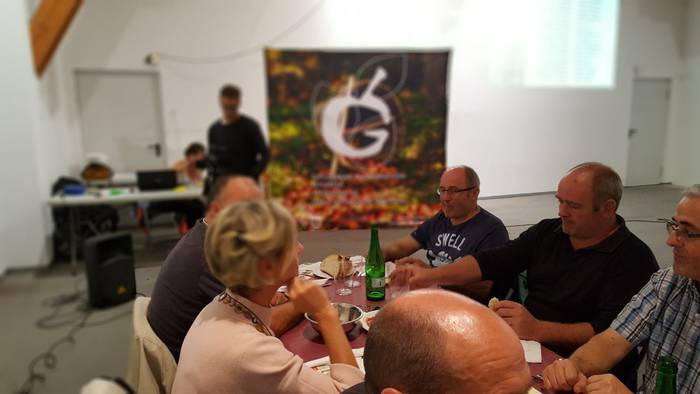 Giro ederra Sagardo Txapelketako finalerdian, Zarautzen