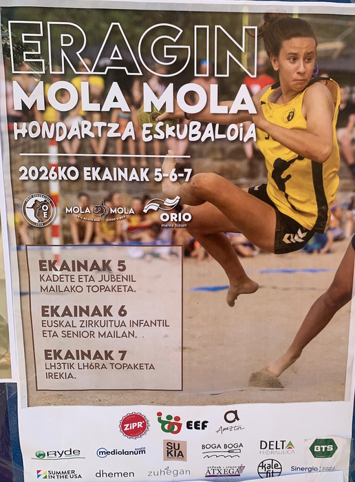 Eragin Mola Mola Hondartza Eskubaloi Topaketa