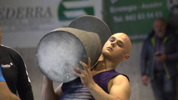 Urra: "Lan motza da, eta jasoaldi asko eskaini behar zaizkio prestaketan"