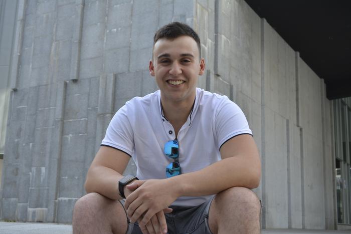 Jon Alonso: "12 eta 16 urte artekoen %40k jasan du ziberjazarpenen bat"