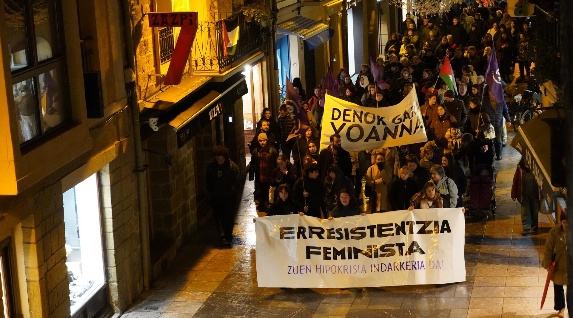 Zestoako sei auzipetuei babesa adierazi die Morroxkak taldeak eta mobilizatzera deitu du