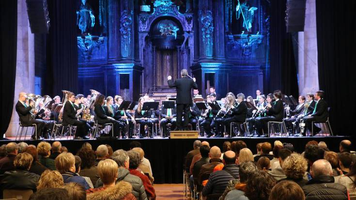 Eguberri eguneko kontzertua eskaini du Udal Musika Bandak Sanagustinen