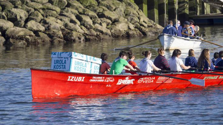 Argazkiak: Herri galdeketaren aldeko olatu erraldoia