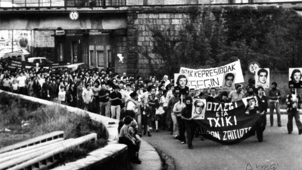 Azken tiroen oihartzunak