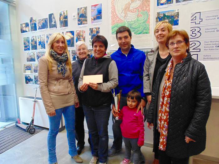 Margari Murillok eta Amaia Romatetek irabazi dute danborradako argazki lehiaketa