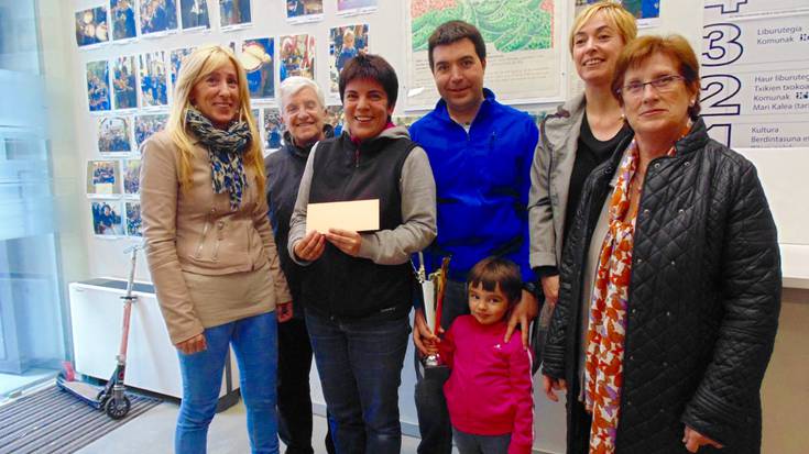 Margari Murillok eta Amaia Romatetek irabazi dute danborradako argazki lehiaketa