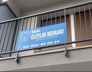 Clotilde Medrano doktorearen hortz klinikak aurrera egingo du