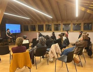 Indarkeria matxistari eta biktimaren babesari buruz hitz egin dute Zarautz jauregian