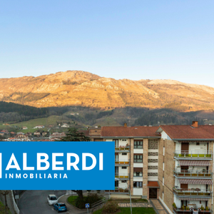 Eraberritzeko etxebizitza aproposa San Martin auzoan