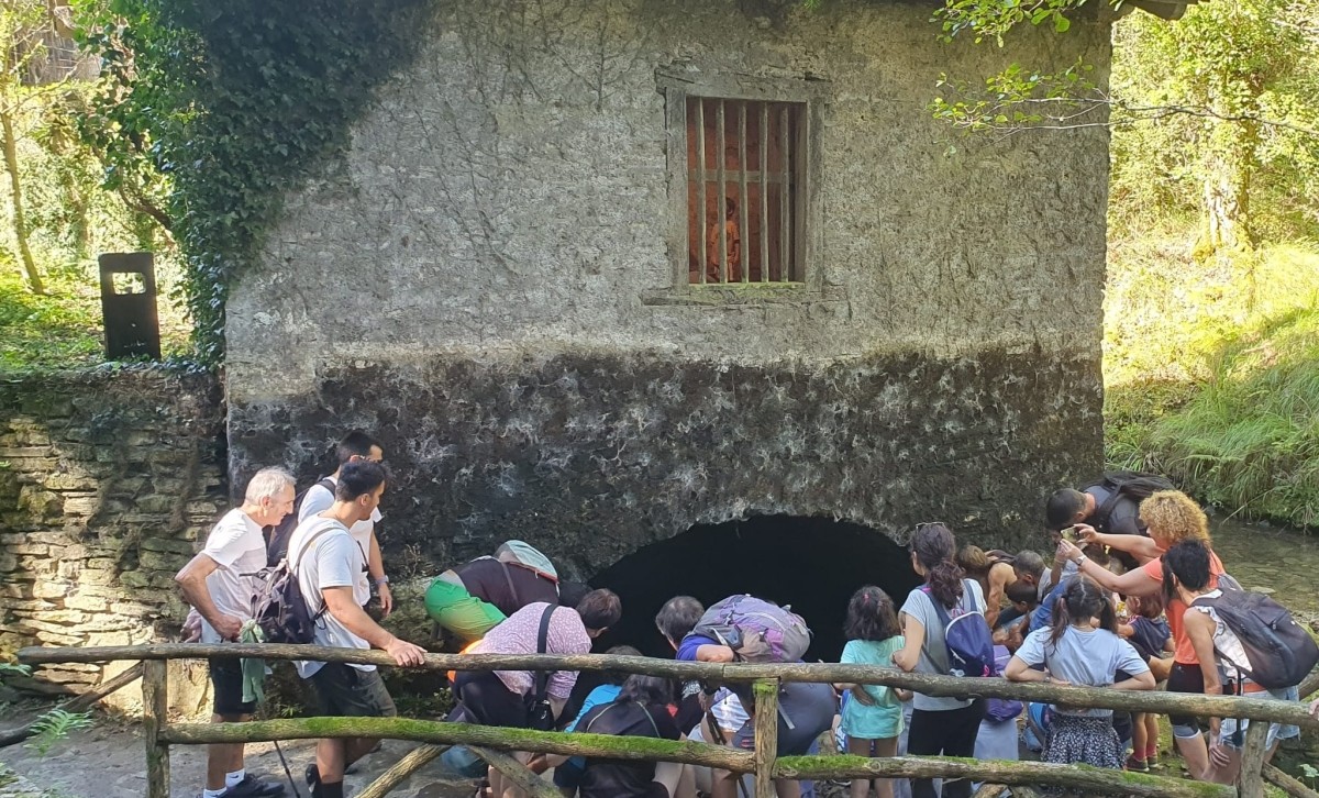 Bertako altxorrei lekua emanez