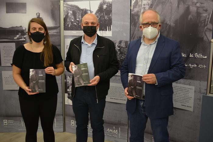 '366 egun borrokan Euzkadiren alde' liburua aurkeztu dute Azpeitian