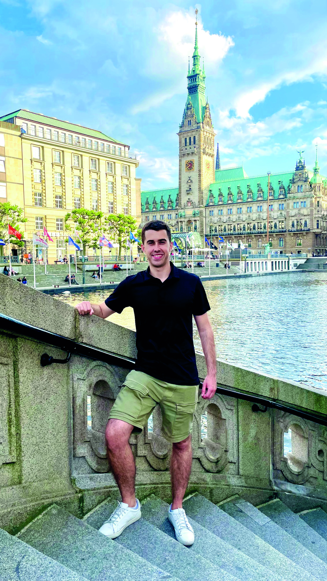 Cruz Alberdi: "Hamburgok lan aukera zabala eskaintzen du"