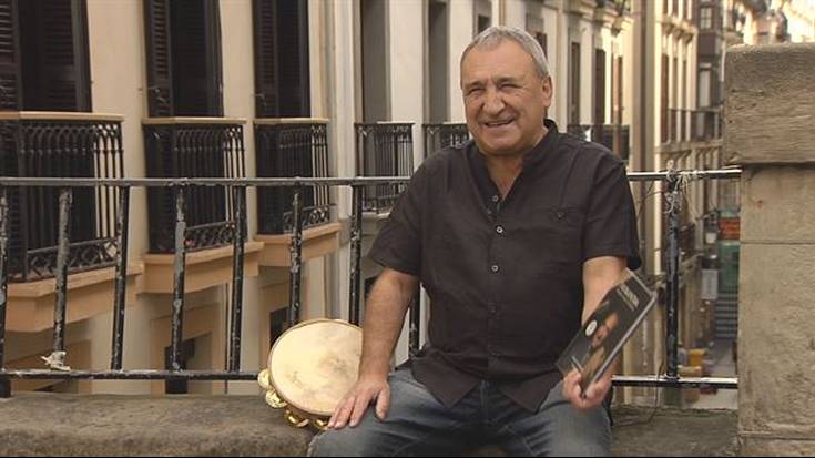 Xabier Berasaluze 'Leturia'-k kaleratu berri duen kopla liburua aurkeztuko du bihar Basazabalen