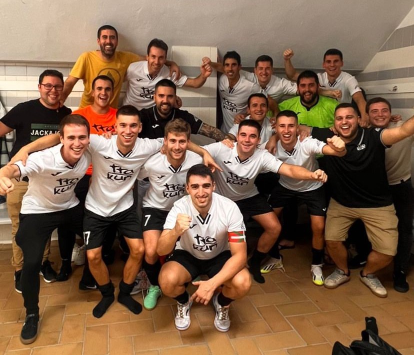 Tta-kun areto futbol taldea Gipuzkoako Kopako Final Fourrera sailkatu da