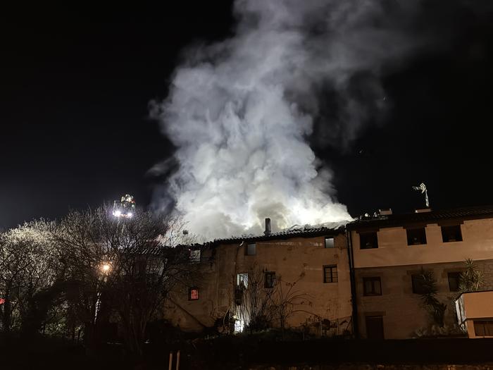 Beristain baserria ia guztiz kiskali da