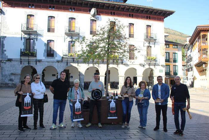 Hamabi upategitako ardoak dastatzeko aukera izango dute herritarrek zapatuan