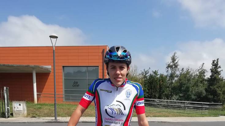 Usoa Ostolaza Zarauztarra txirrindulari taldeko kide berria