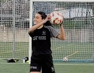 Tolosa CFko futbolariak abilezia jokoan