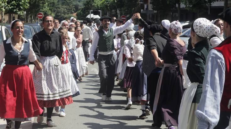 San Pedro bigarrena: Euskal ezkontza tradizionala