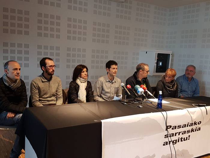 Pasaiako segadan hildakoen senideek Europako Giza Eskubideen Auzitegira jo dute "justizia eske"