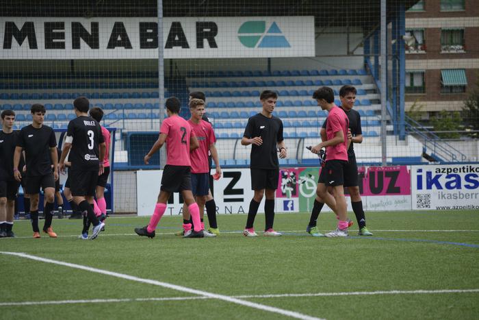 Donosti Cup futbol txapelketaren partidak hasi dira eskualdean